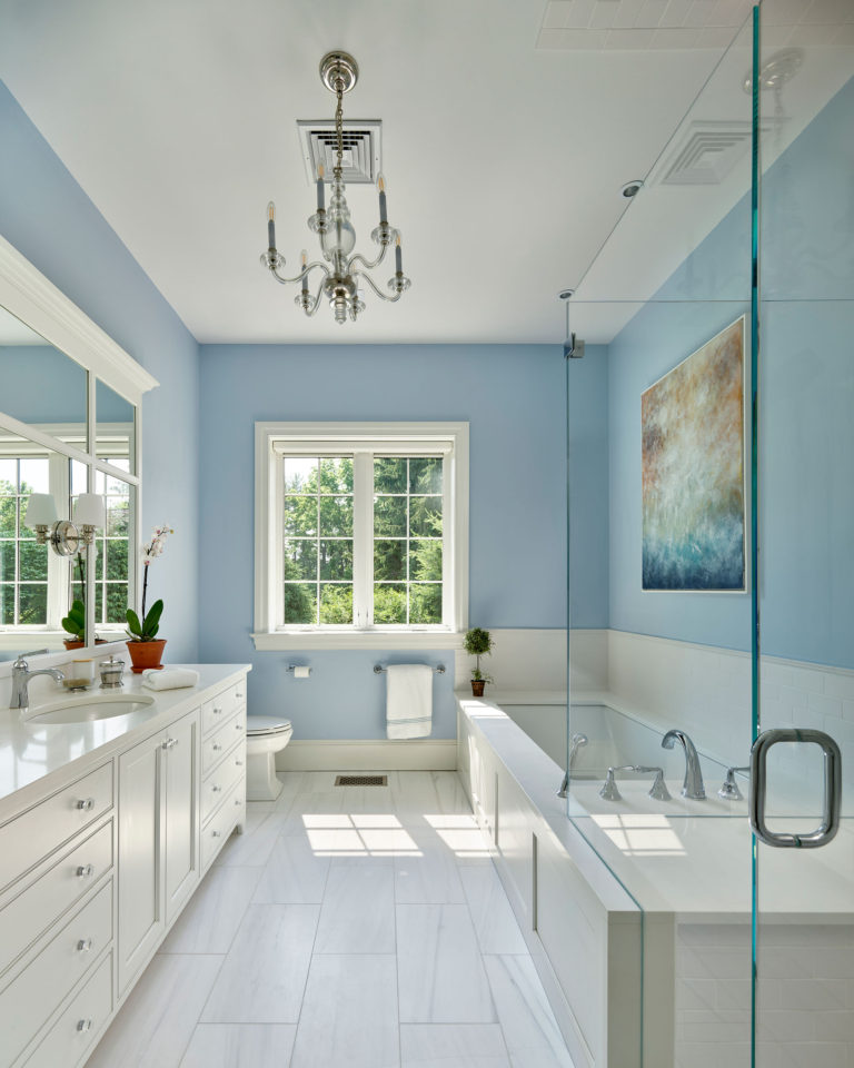 blue and white master bath