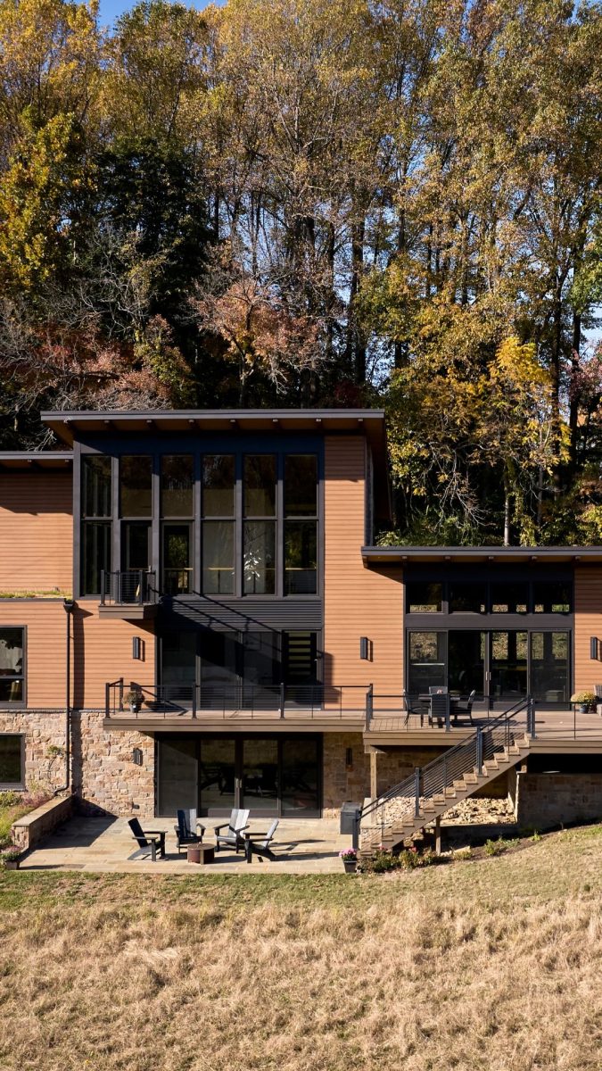 Blending beautifully with its surroundings and presenting clean lines and warm materials
