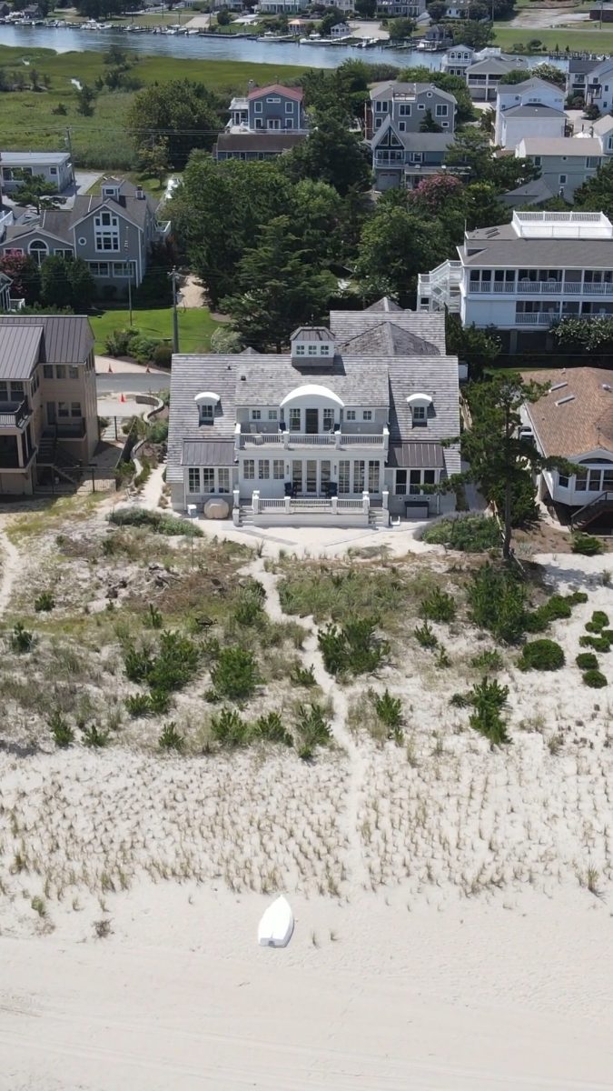 An exercise in balance, this project capitalizes on views while retaining an